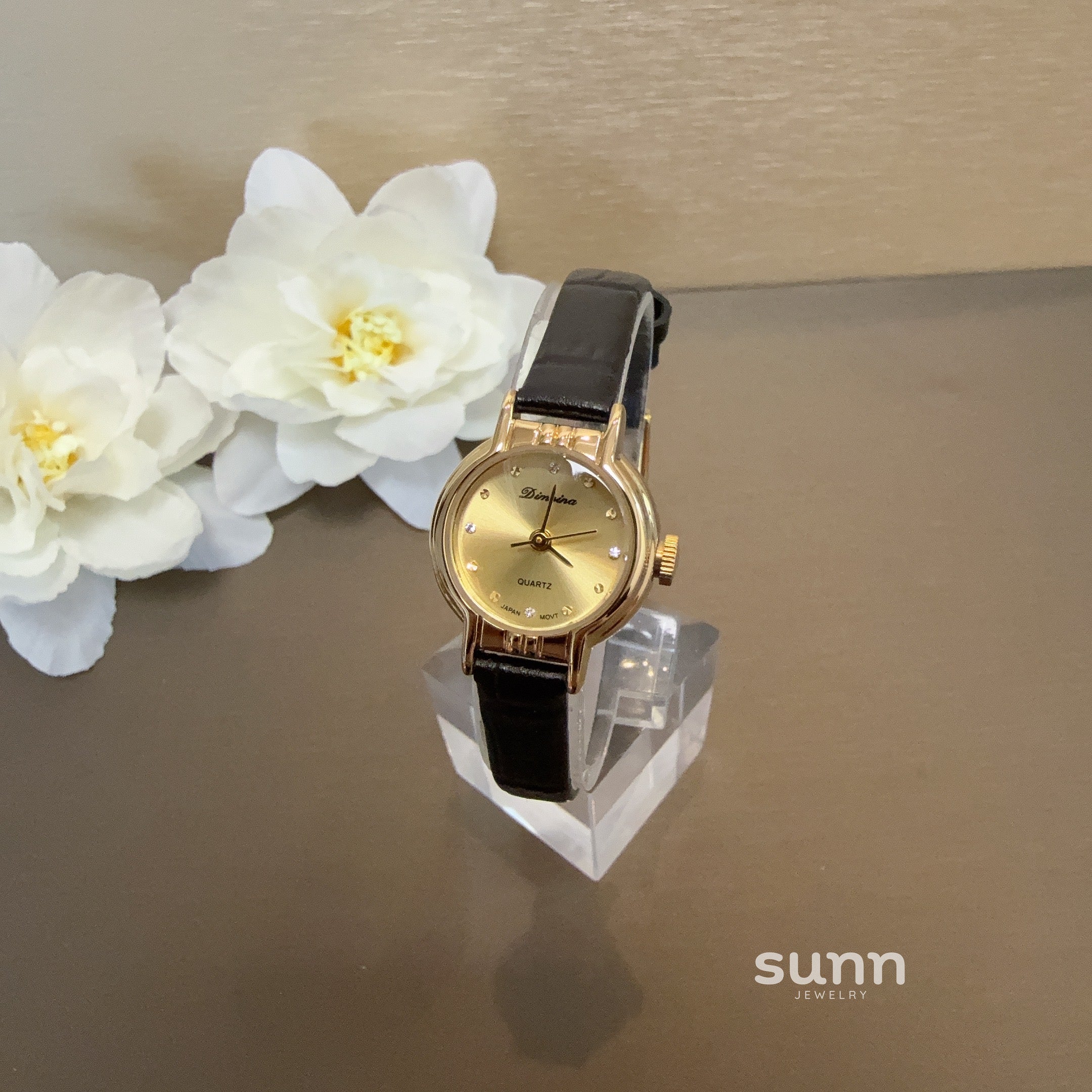 Magdalena Retro Round Watch [SBC8O9A1]