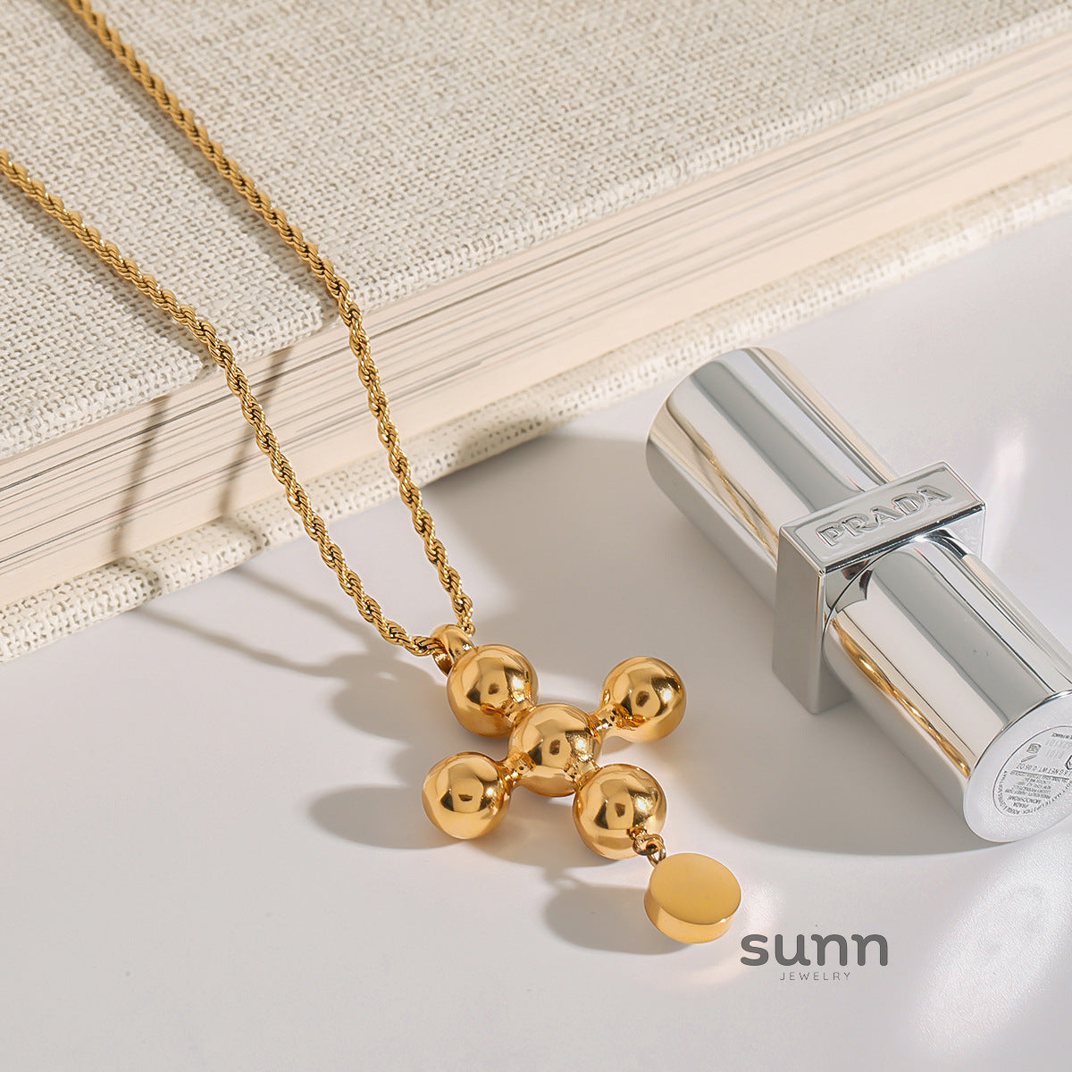 Magdalyn Delicate Cross Necklace [TTPCUB40]