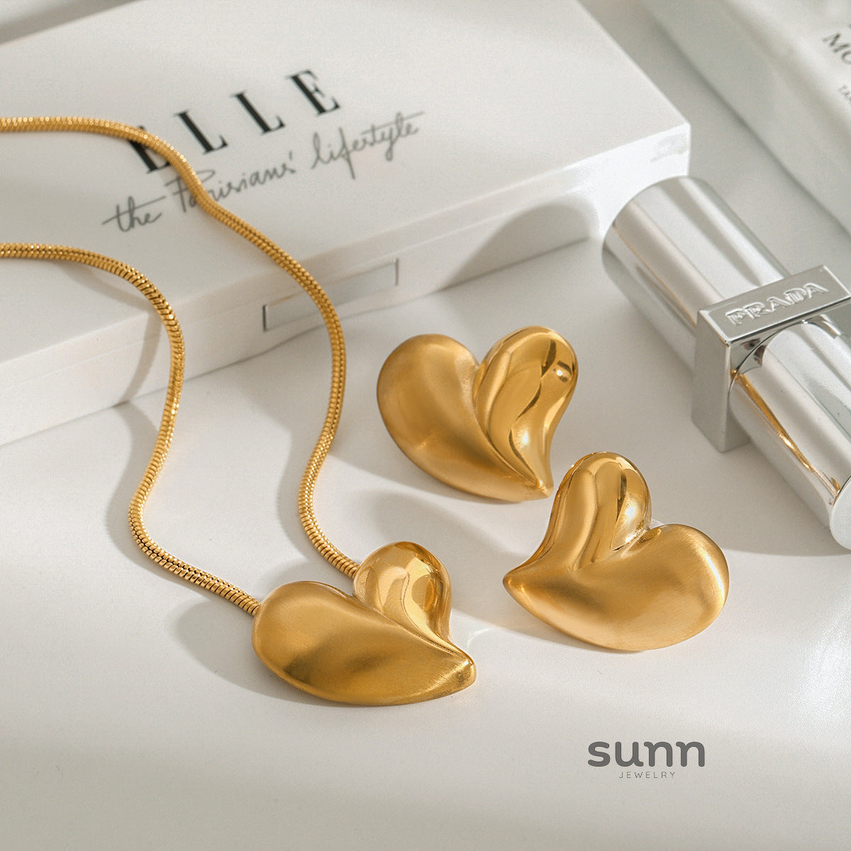 Mahi Heart Pendant Set [KA7T4OEZ]