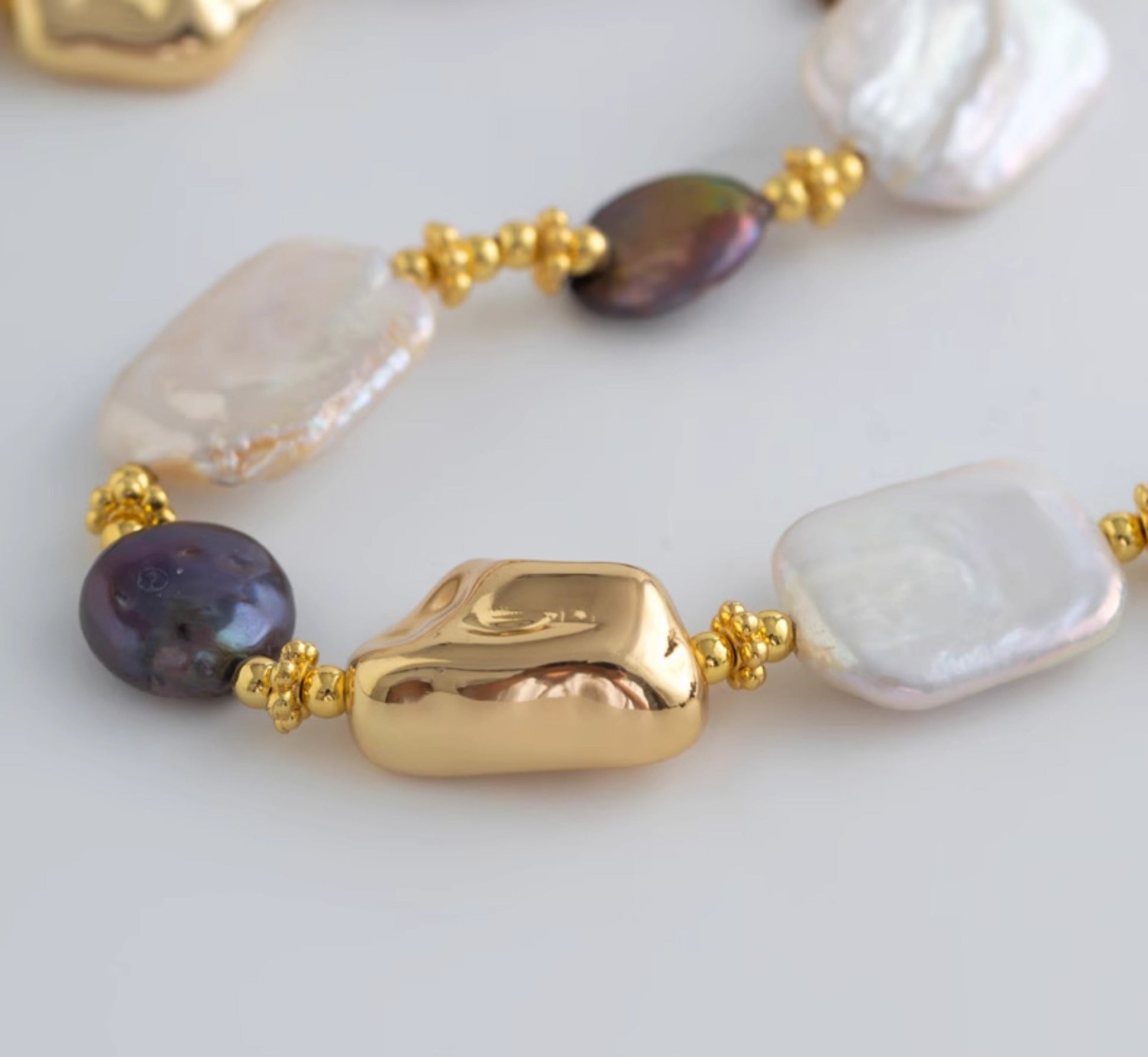 Mahina Baroque Pearl Tiger Eye Necklace [HRE1HVPB]