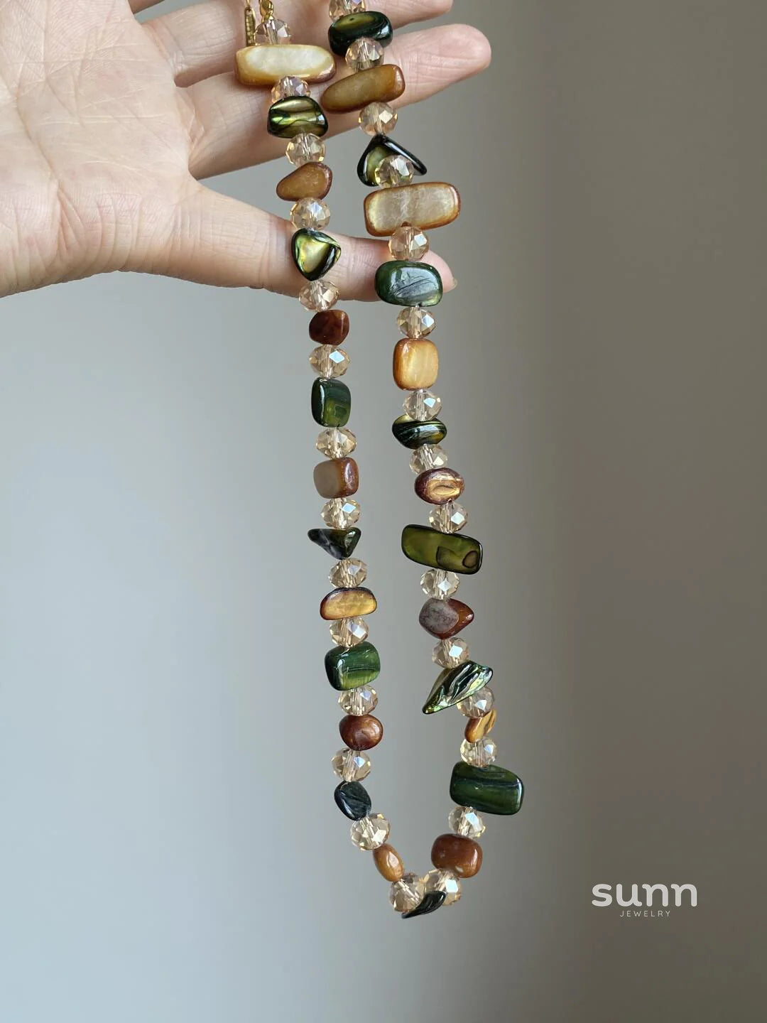 Mahlani Star Shell Choker