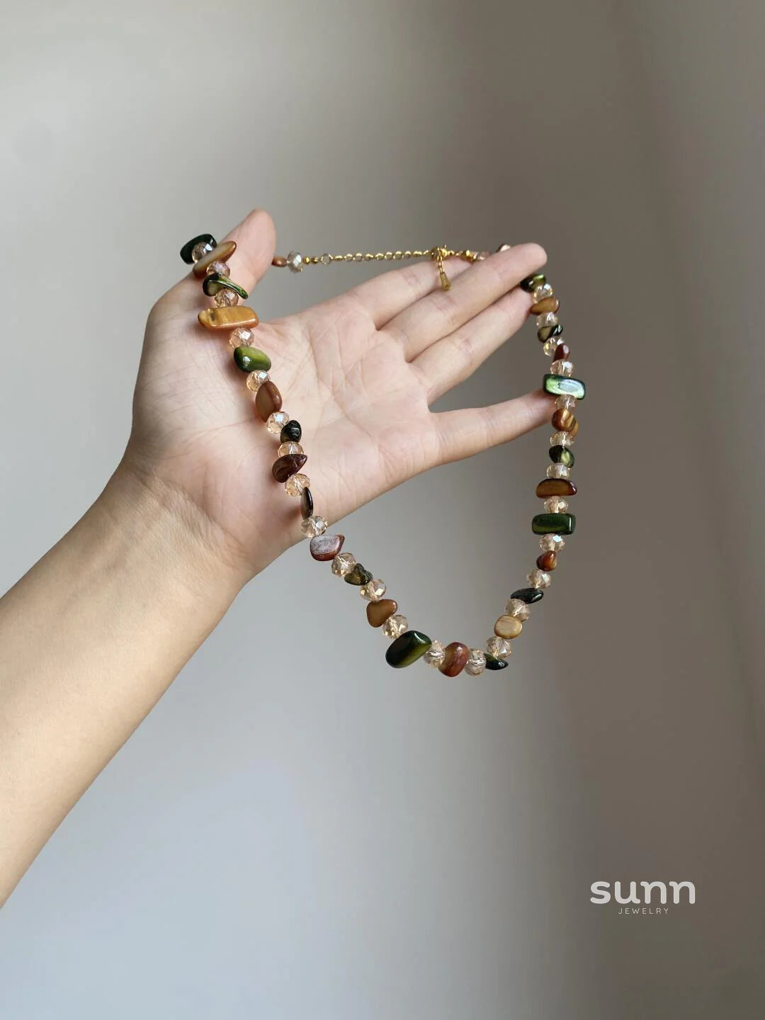 Mahlani Star Shell Choker