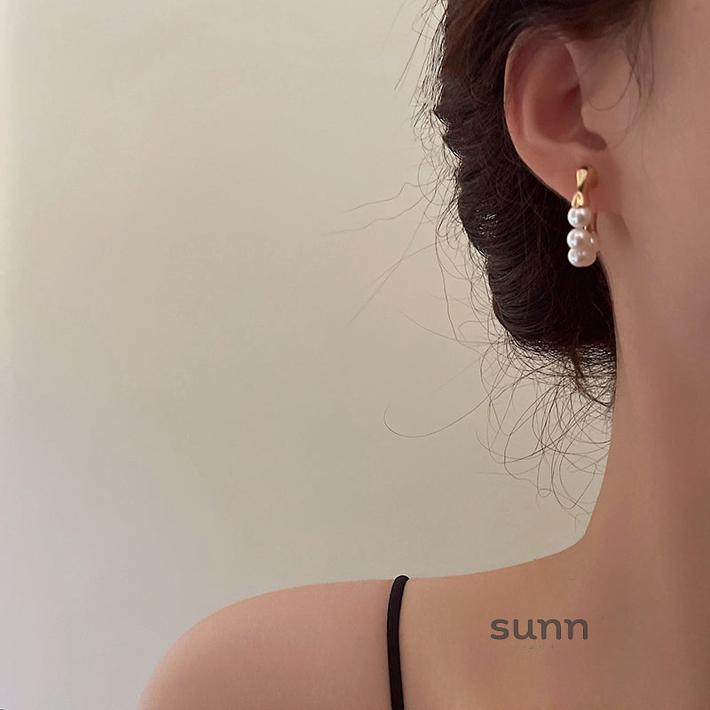 Mahnoor Pearl Front Back Earrings [F8FLP6TL]