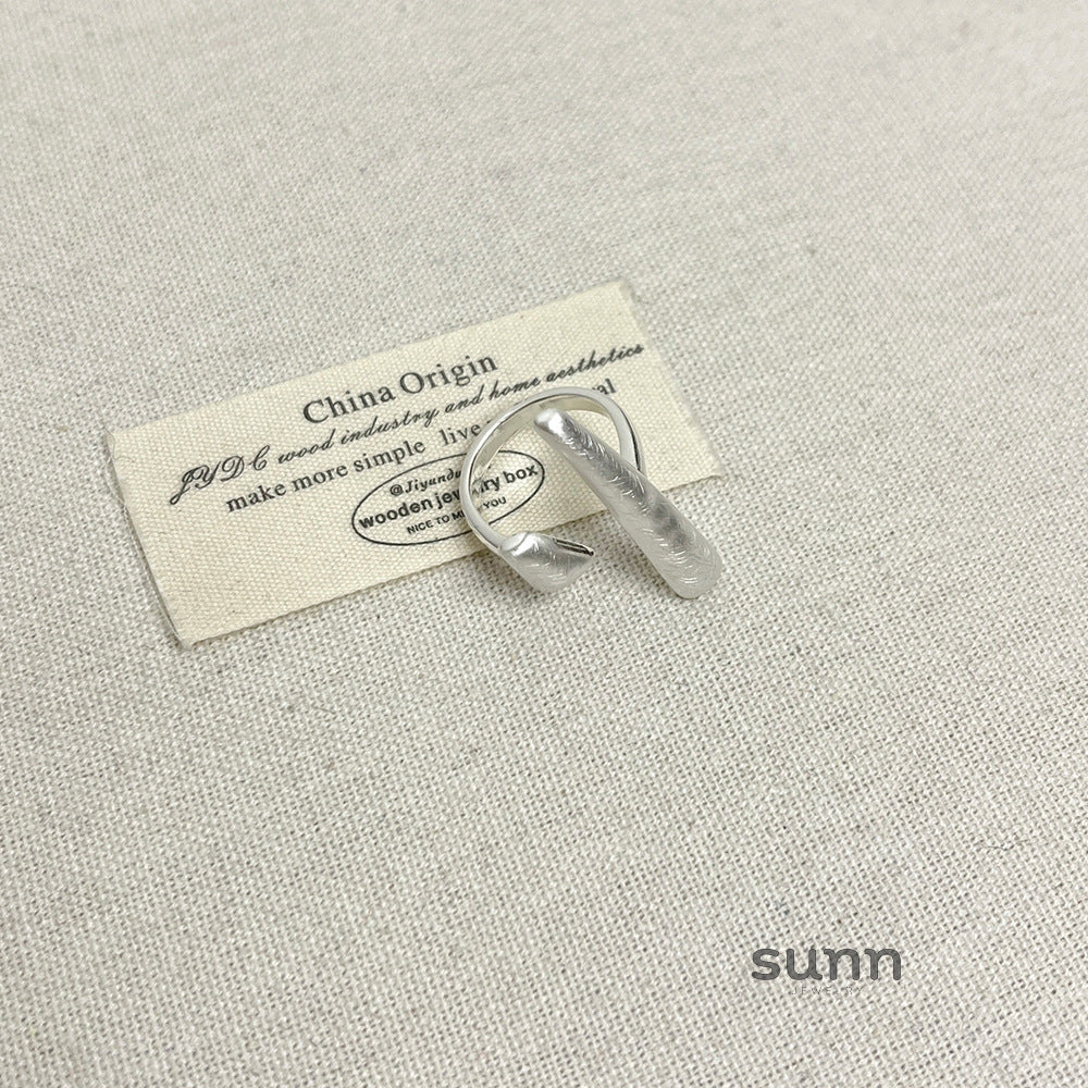 Mahogany Asymmetric Open Ring [2JJPWK1U]