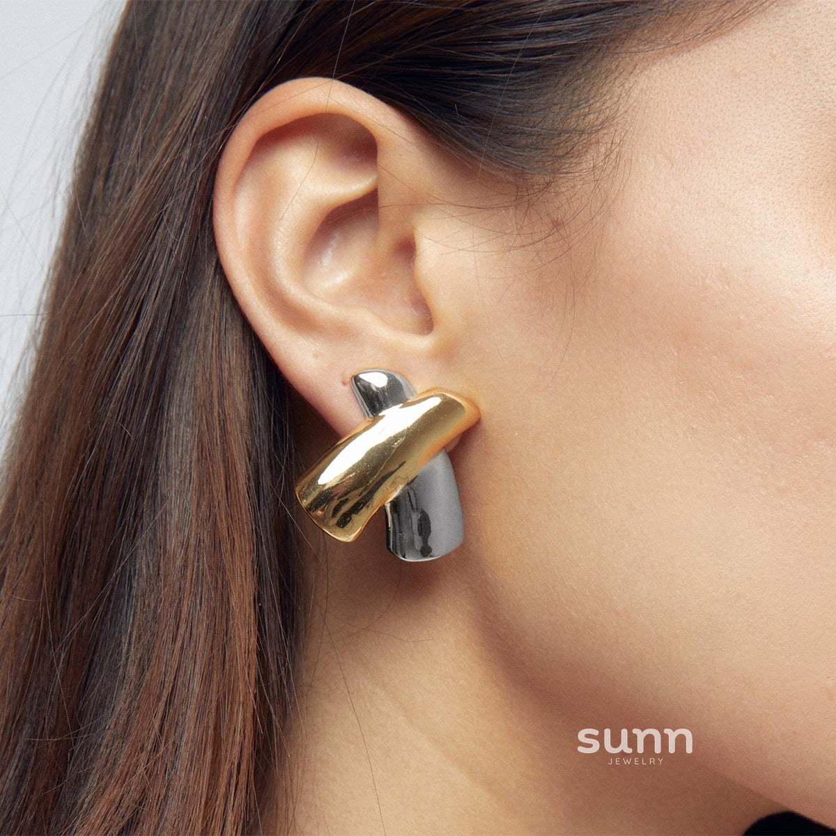 Mai Two-Tone Steel Earrings [K3SGI06Q]