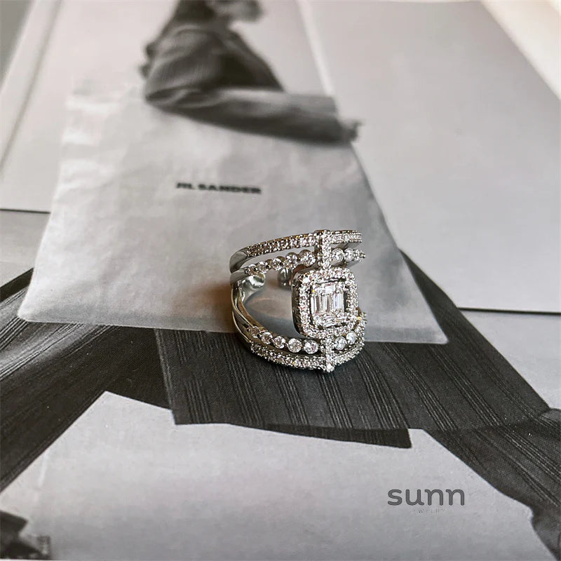 Mairead Ornate Zircon Baroque Ring