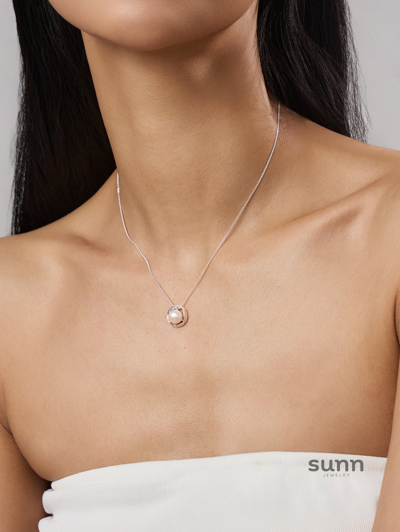 Maison Baroque Pearl Layered Necklace [QK8OLTRS]