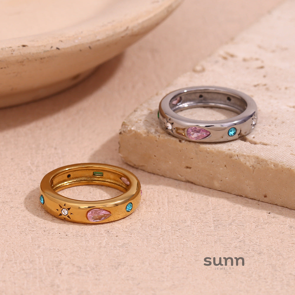 Maja Geometric Zircon Ring [V2N0FPI4]