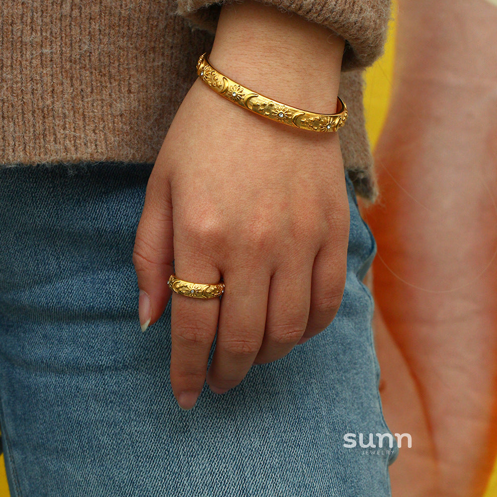 Makaylah Cosmic Gold Plated Jewelry [21GR0I62]