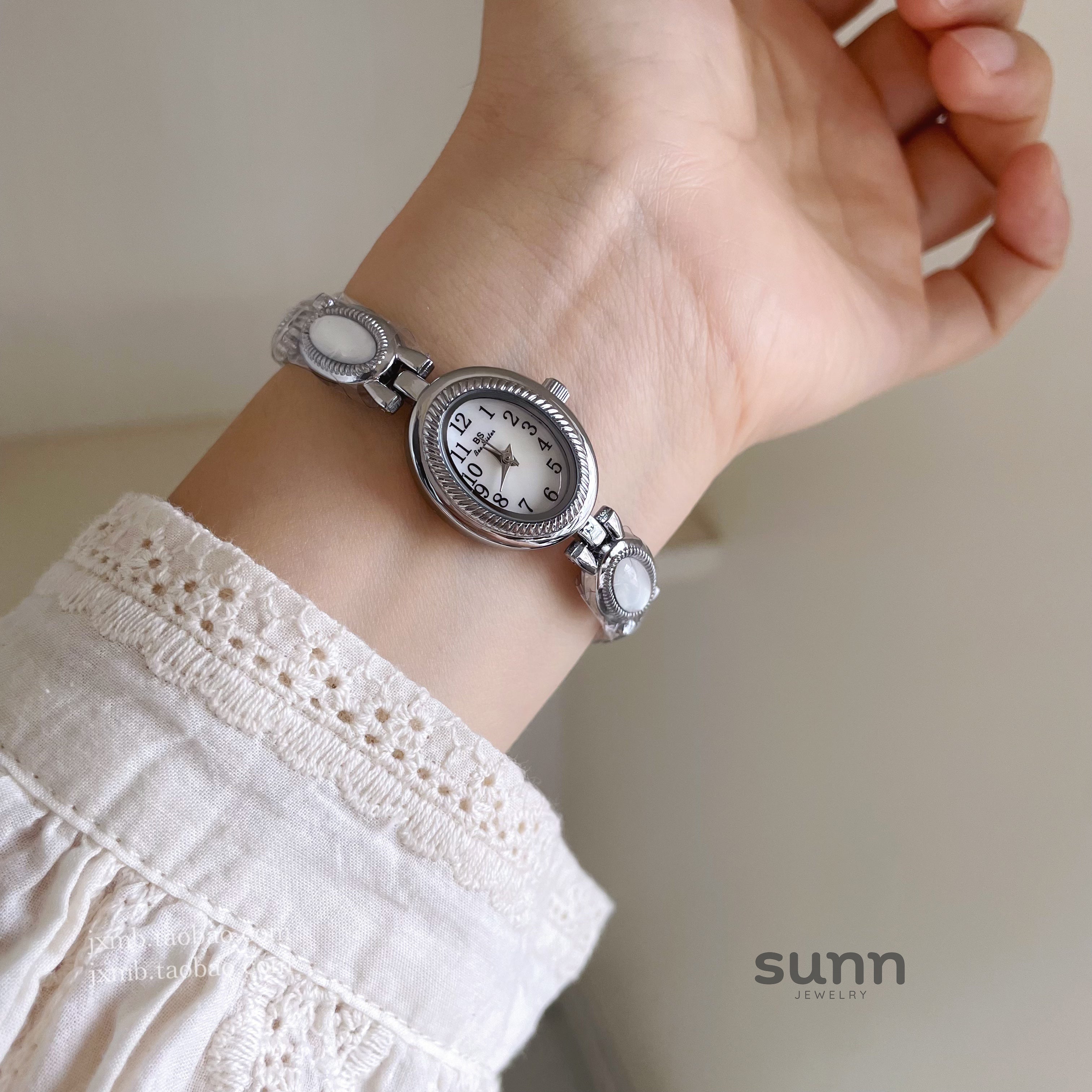 Makenzee Mother-of-Pearl Oval Wristwatch [LG8O9QOJ]