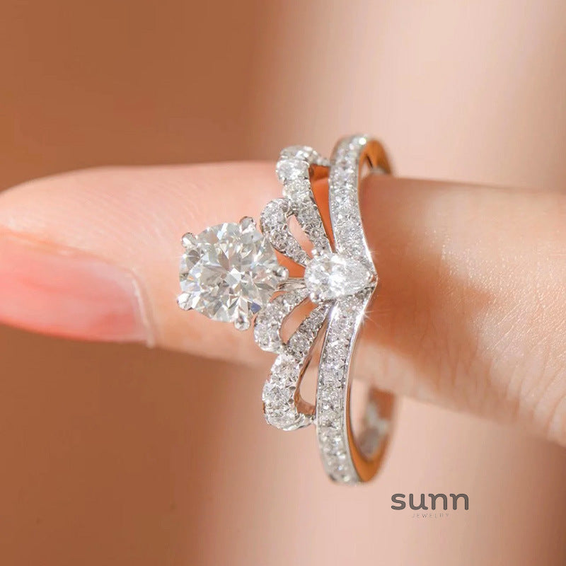 Makenzee Princess Crown Ring [TTHBO8RL]