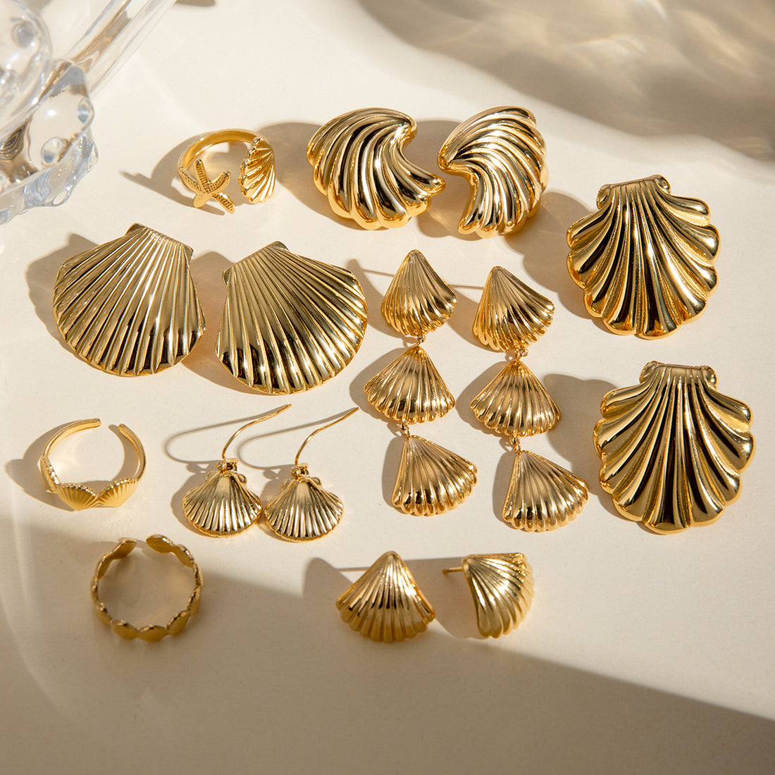 Makenzi Marine Shell Earrings [R60H2V6I]