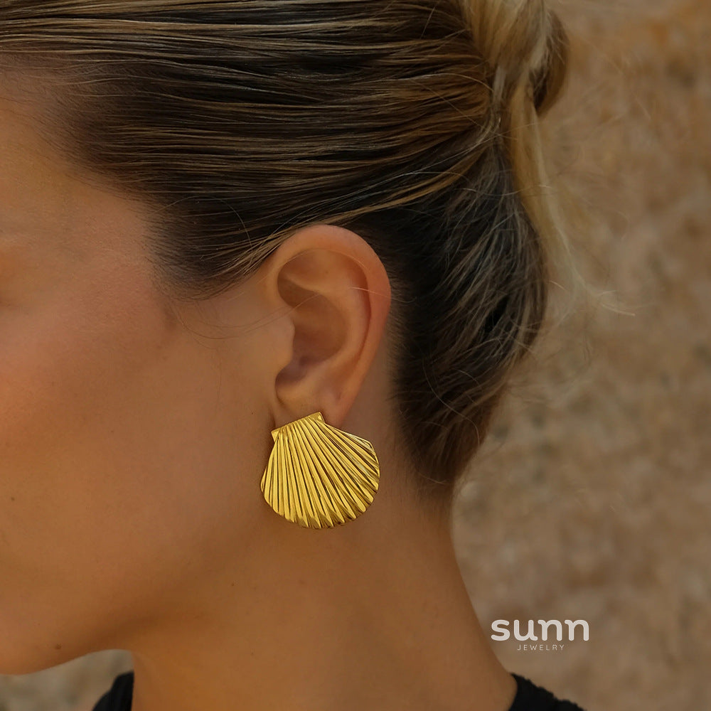 Makenzi Marine Shell Earrings [XW0N5QYA]