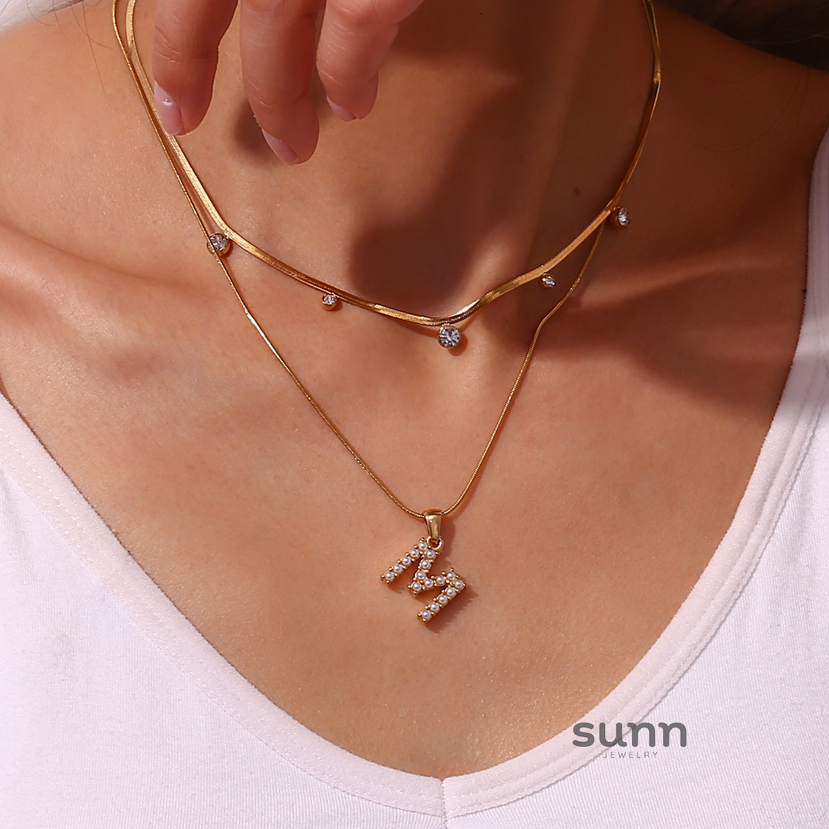 Makiah Letter Pearl Necklace [GFL8RY5Z]