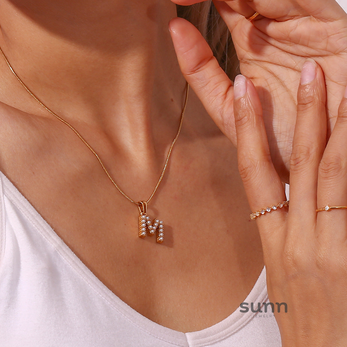 Makiah Letter Pearl Necklace [GO24F5VG]