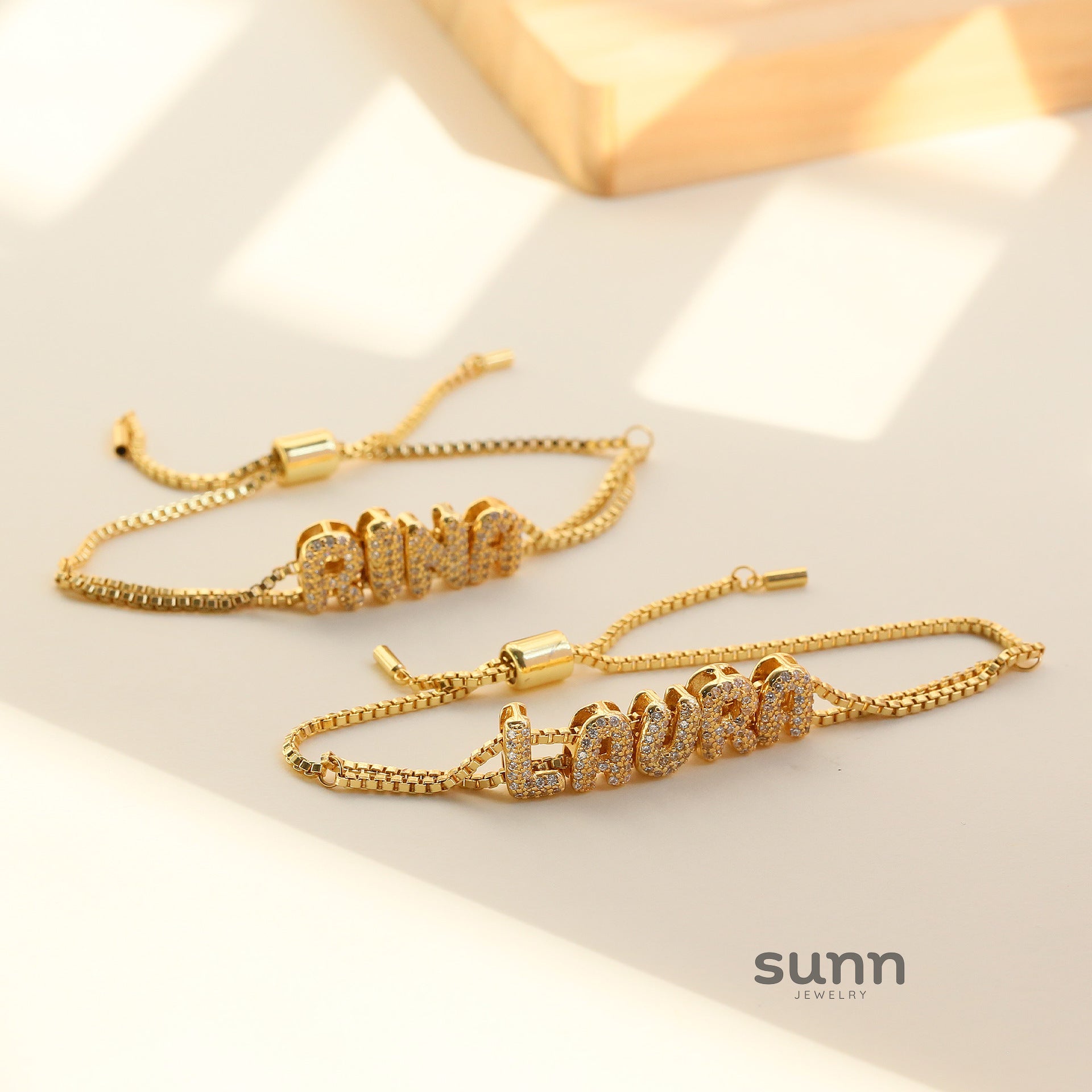 Makinley Bubble Letter Charm [GD4JEOSX]