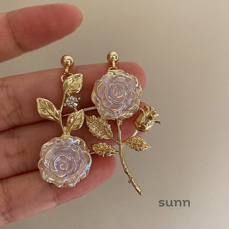 Makyla Golden Rose Earrings [EB5RE5PV]