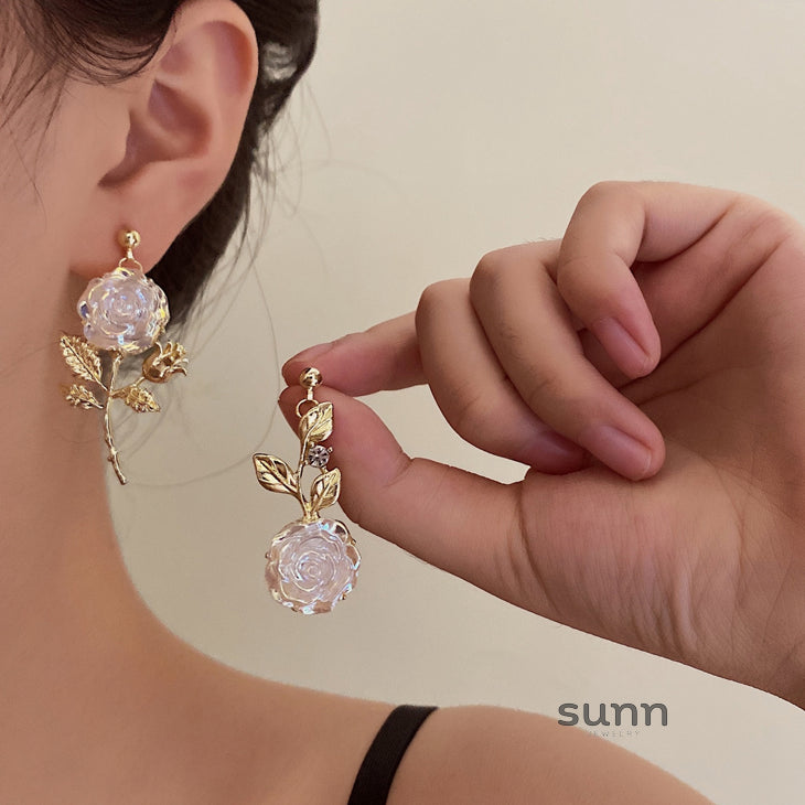 Makyla Golden Rose Earrings [SD1ZY3RF]
