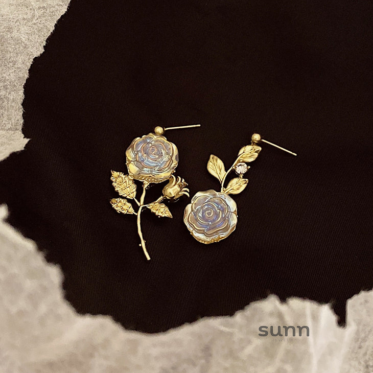 Makyla Golden Rose Earrings [QOKKPCZT]