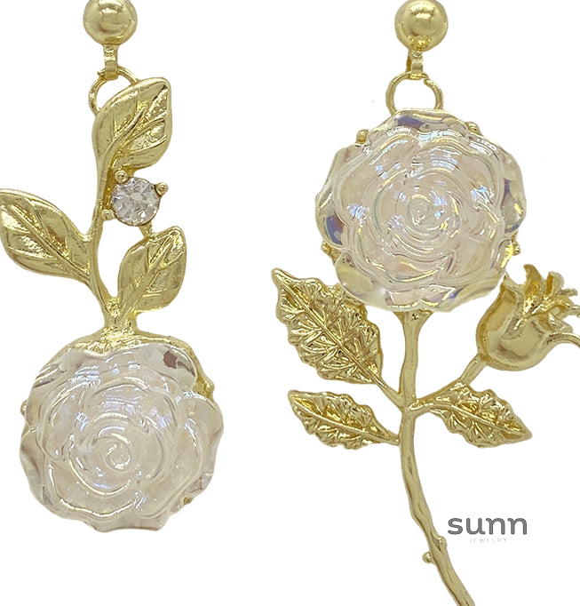 Makyla Golden Rose Earrings [IHL6JE8B]