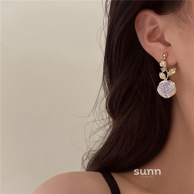 Makyla Golden Rose Earrings [TFX0470K]