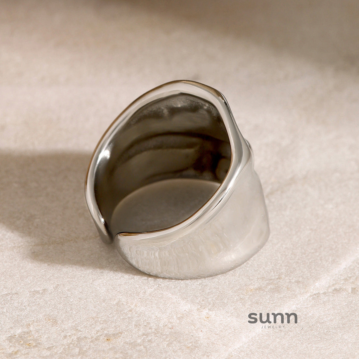 Malaika Hammered Open Ring [MC63RAPN]