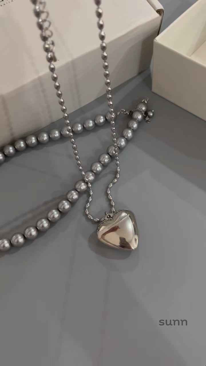 Malaika Pearl Heart Necklace Set [7V4YM99N]
