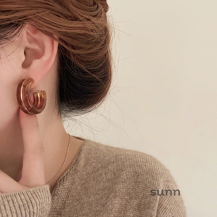 Malaiyah Translucent Drop Earrings [UCTS6WC6]