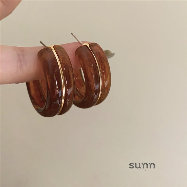 Malaiyah Translucent Drop Earrings [APCCF2DQ]
