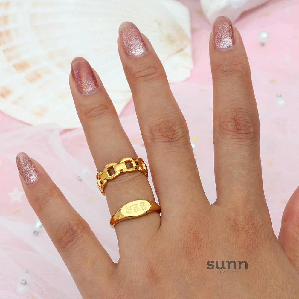 Malea Gold Number Ring [DRSHNURA]