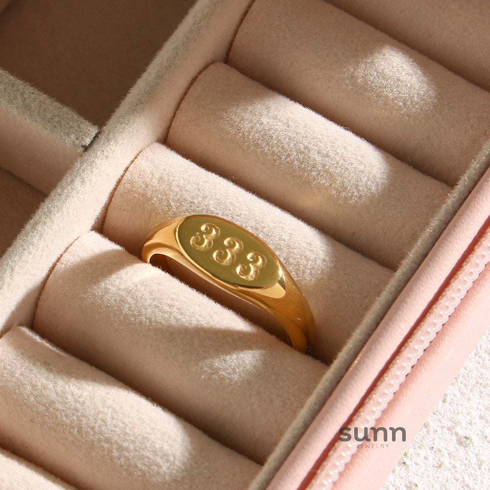 Malea Gold Number Ring [DB3R2NVH]