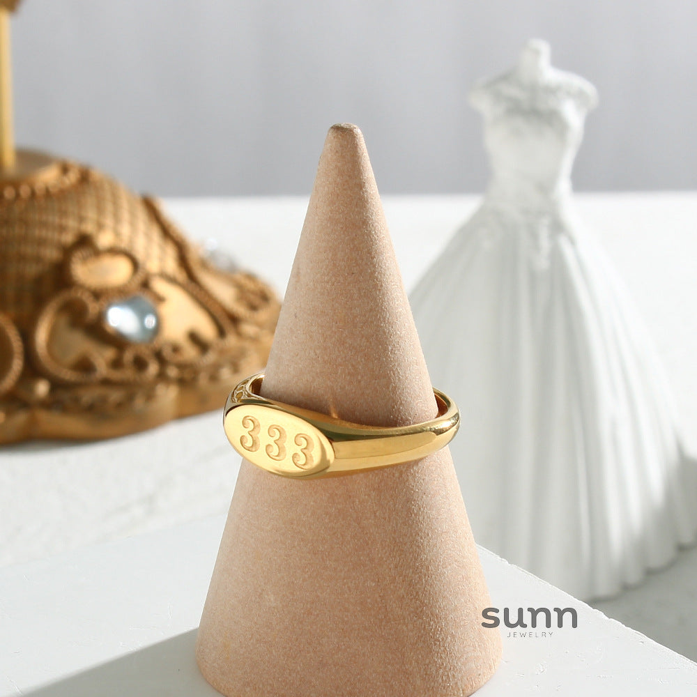 Malea Gold Number Ring [RYTMAHM6]