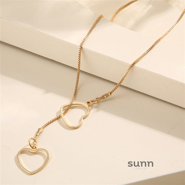 Maleena Dainty Heart Pendant [E4MN1R83]