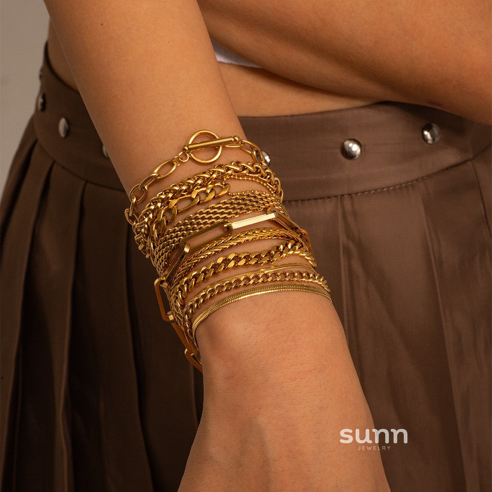 Malika Zircon Gold Plated Bracelet [E68OQ37X]