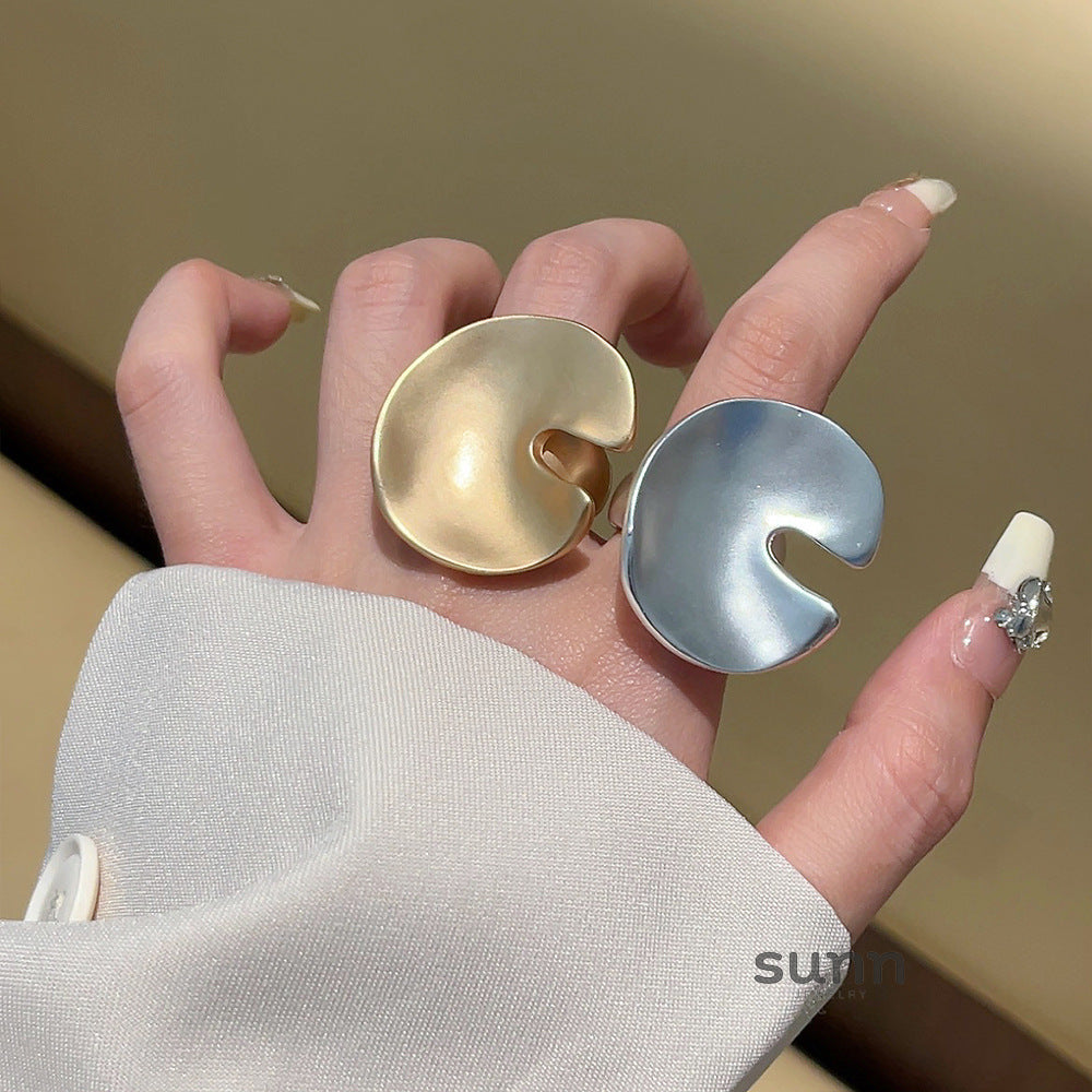 Marceline Asymmetrical Vortex Ring [QI6PGUVP]