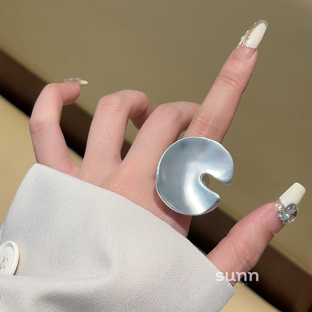 Marceline Asymmetrical Vortex Ring [T1WYYT5N]