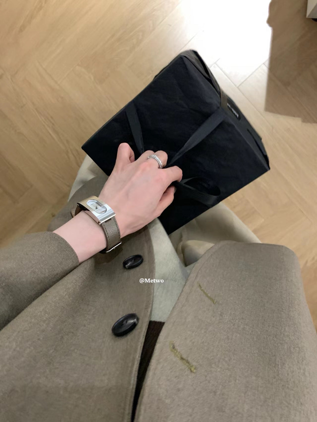 Marcy Vintage Rectangular Watch [VHBE44DW]