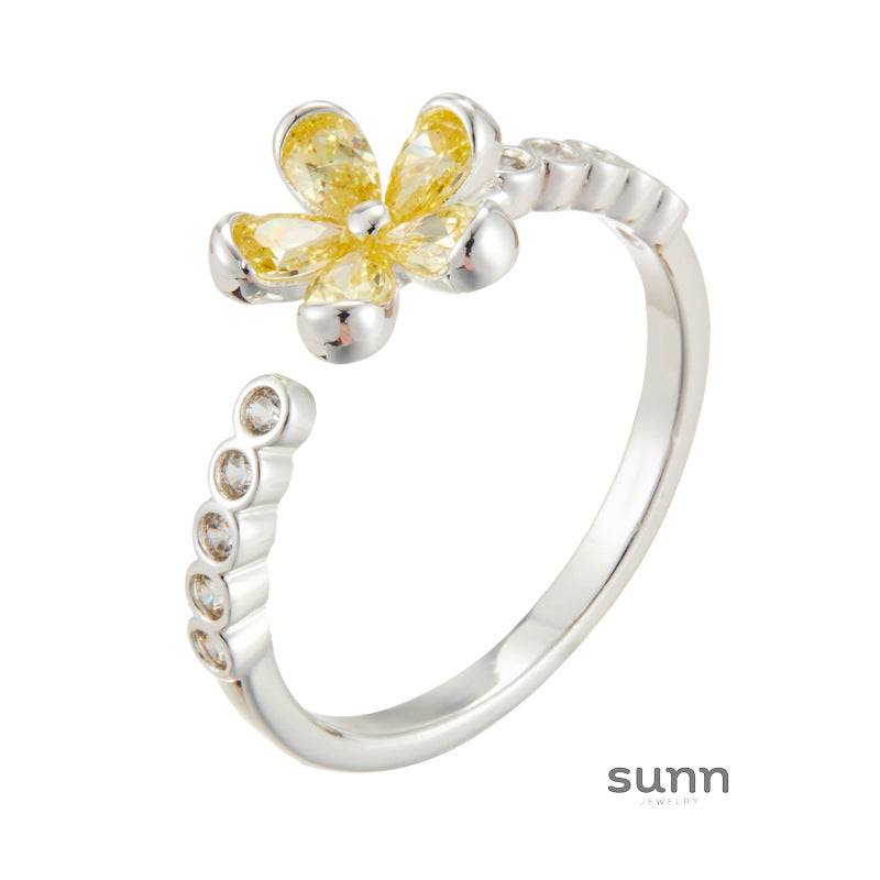 Margarita Daisy Zircon Open Ring [2UO1HOKT]