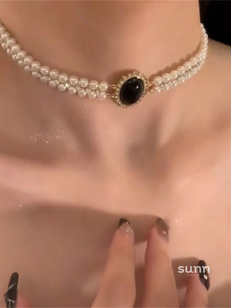 Margot Elegant Pearl Necklace