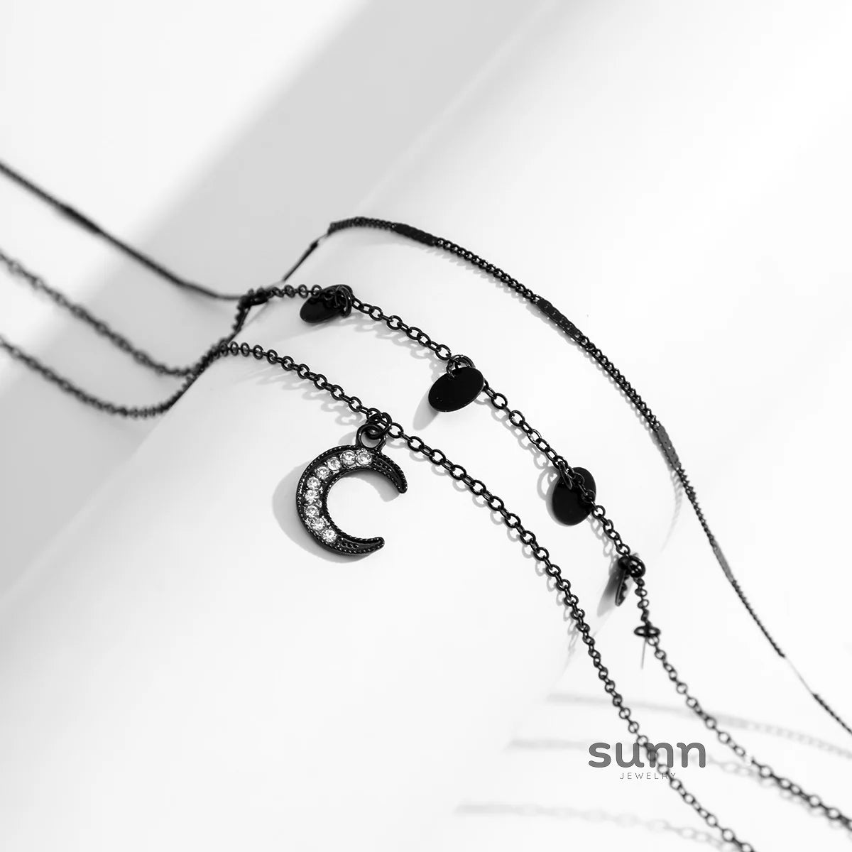 Mariafernanda Edgy Heart Crescent Necklace