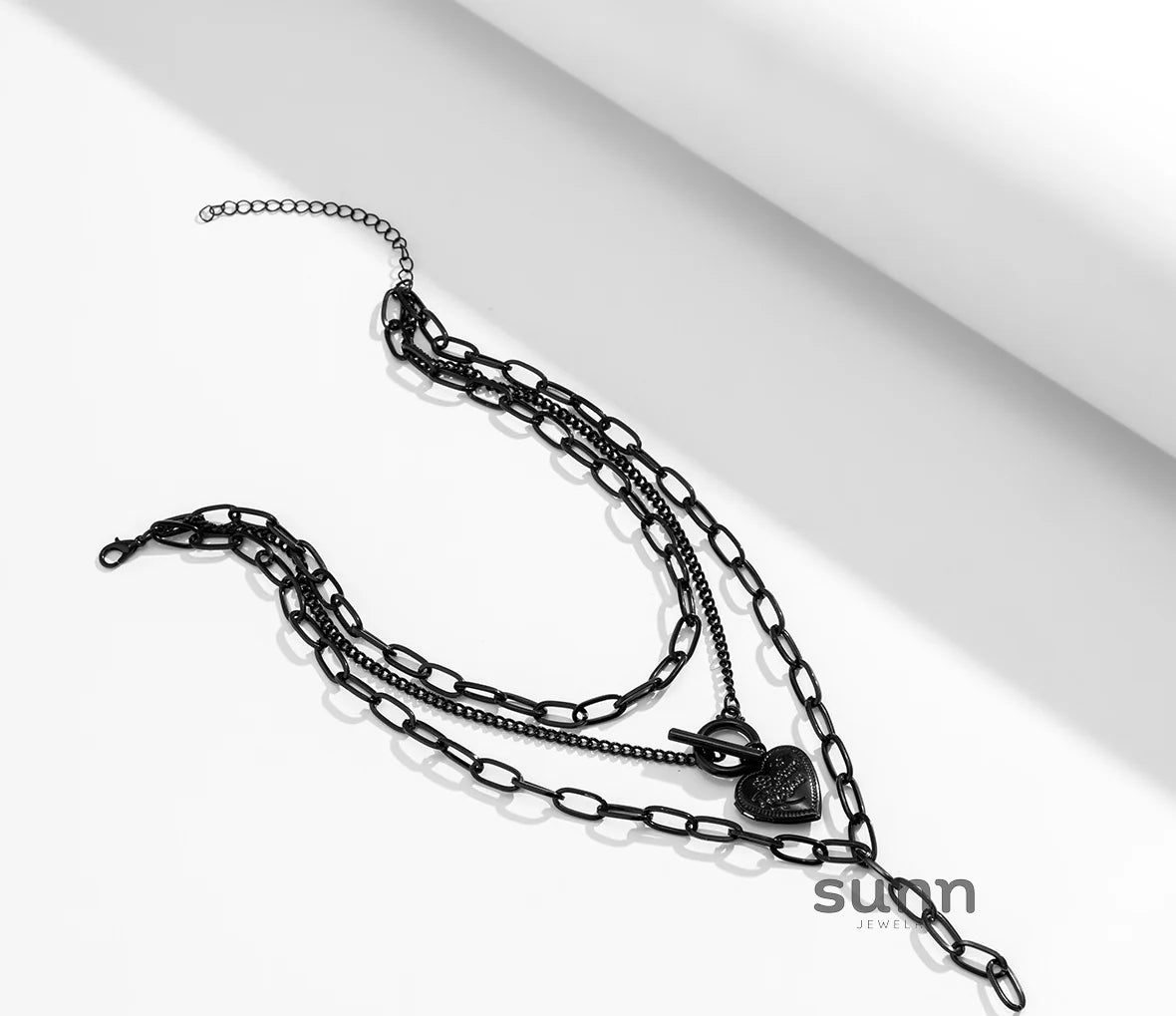 Mariafernanda Edgy Heart Crescent Necklace
