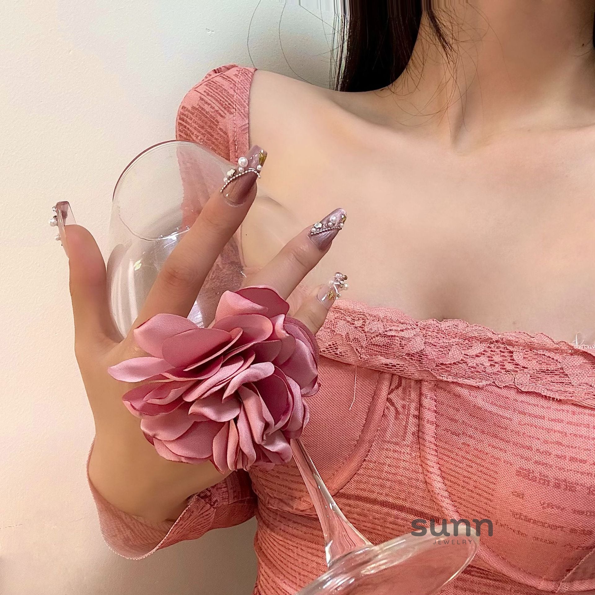 Maribel Ribbon Flower Wristlet [0FFU0MYX]