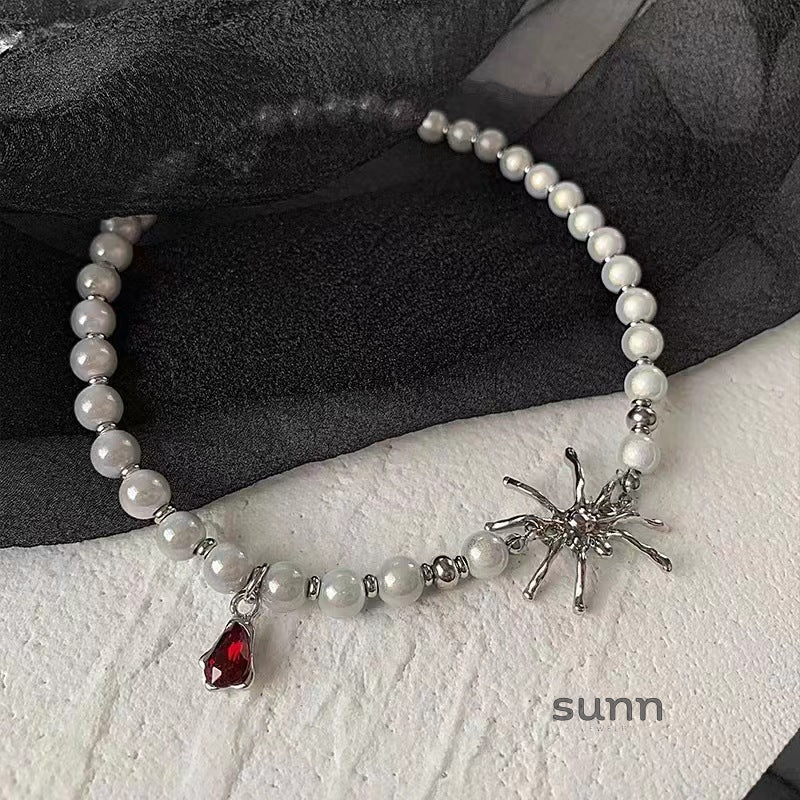 Maribella Chunky Chain Spider Necklace