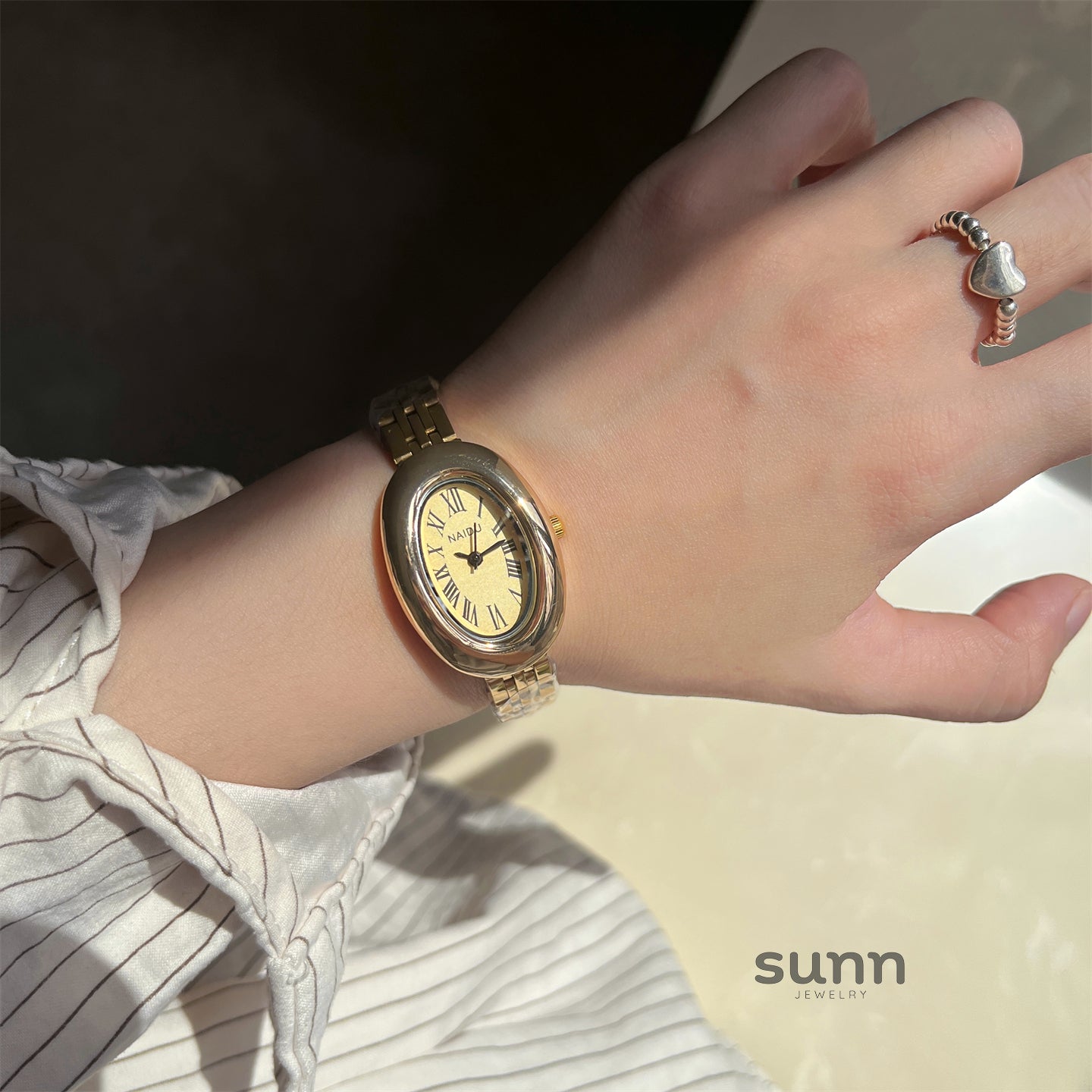 Maribella Elegant Oval Wristwatch [HFFBWTKO]