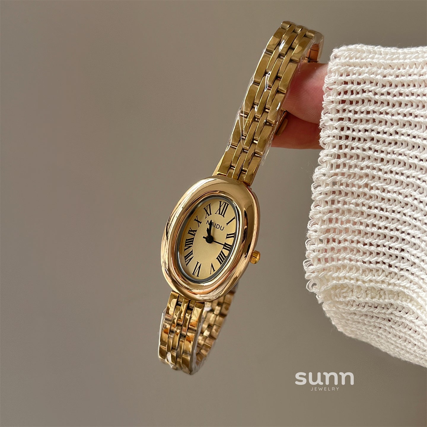Maribella Elegant Oval Wristwatch [N85K6OO8]