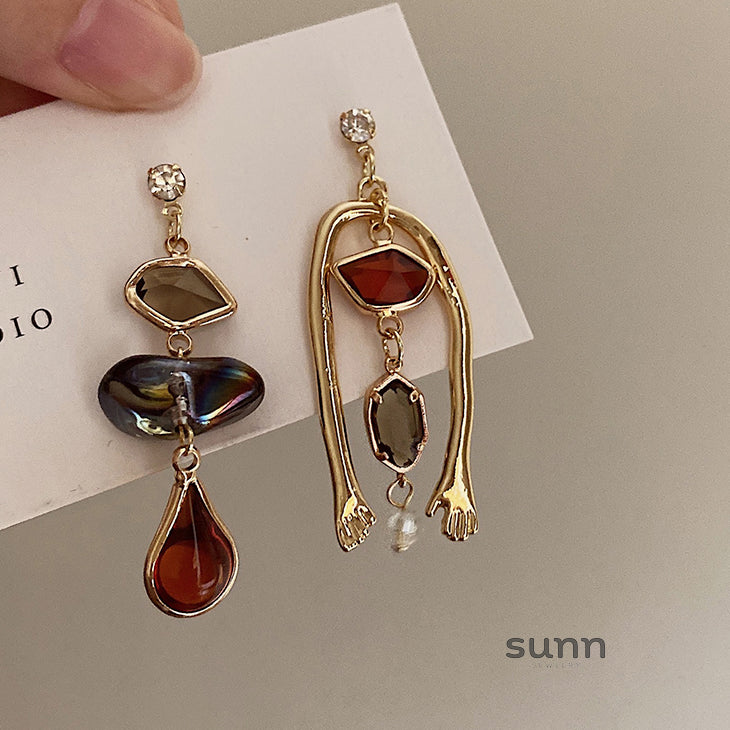Mariella Abstract Gold Dangle Earrings [LHTNNJH8]