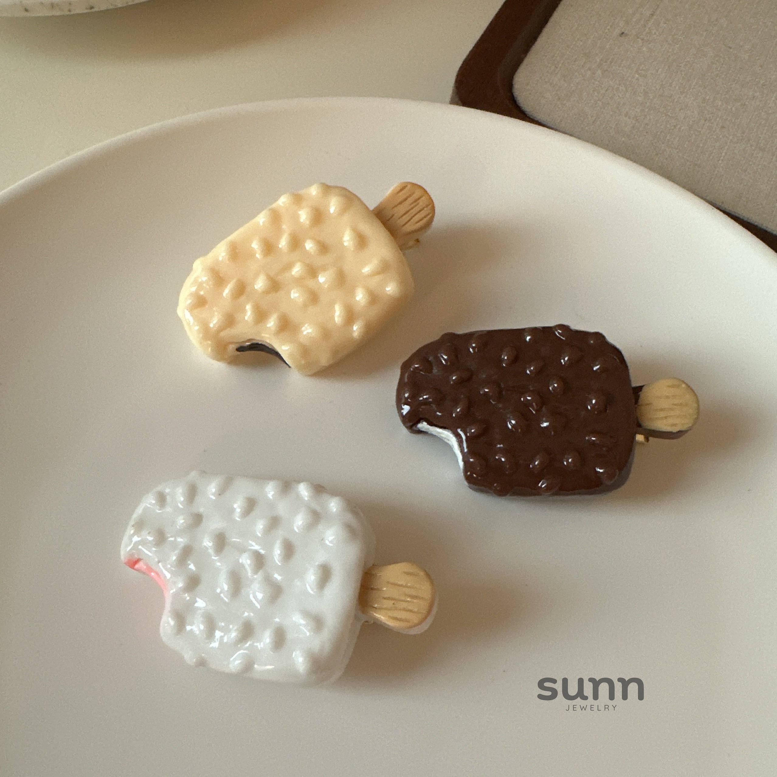 Marielle Ice Cream Hair Clip [VXB4XIJL]