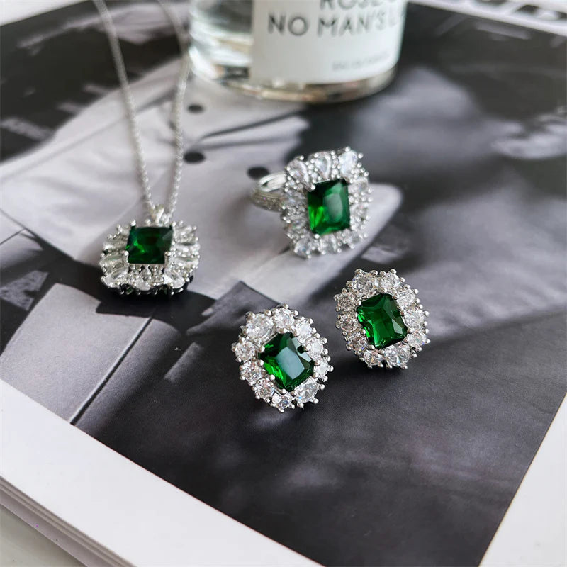 Mariely Emerald Sparkle Set