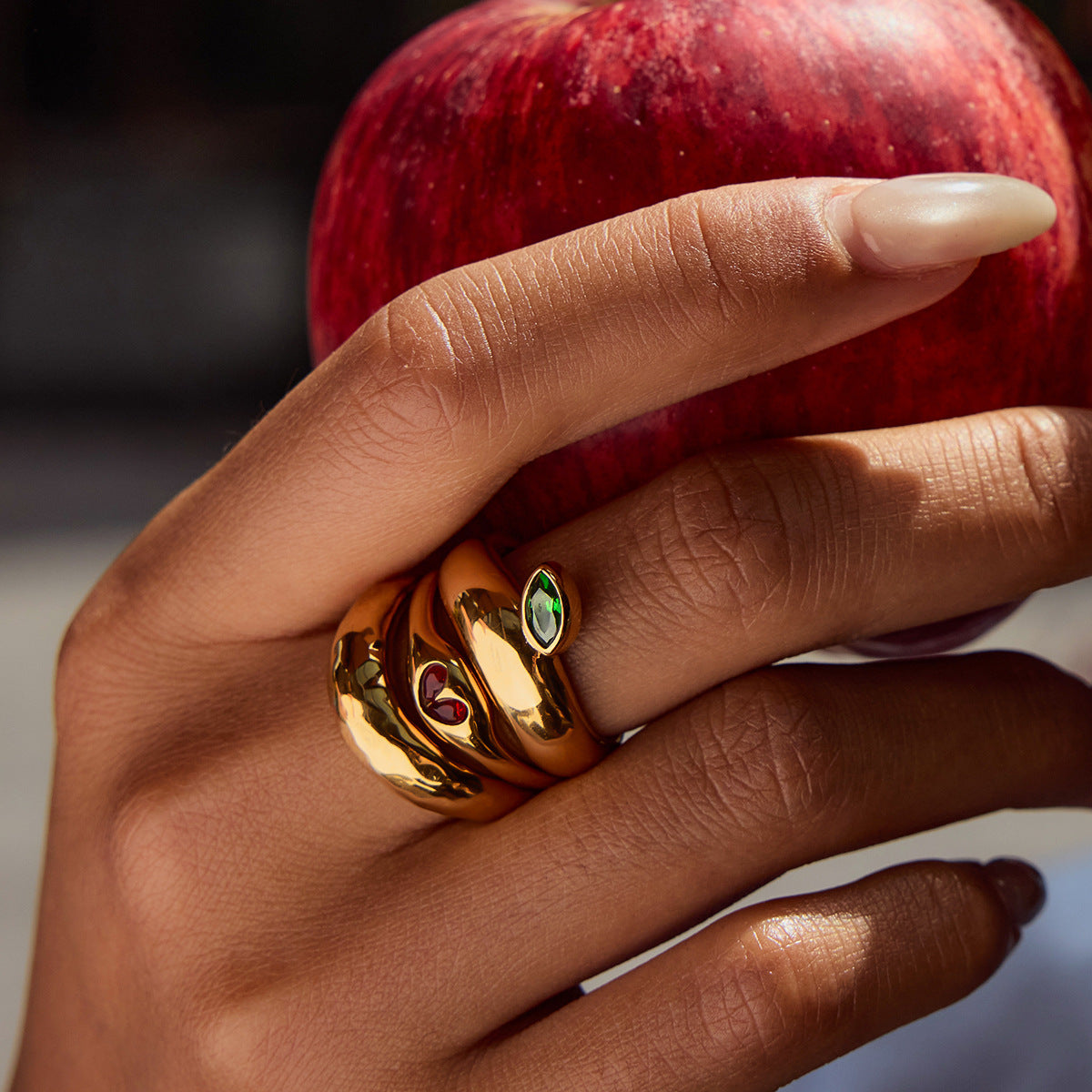Mariska Zircon Apple Ring [IY8OKO64]