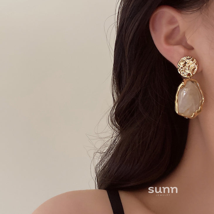 Marisol Gold Statement Earrings [12VSQVNY]